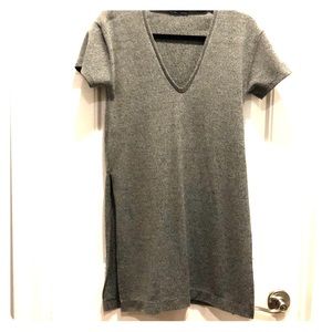 Long short sleeve top with high slits